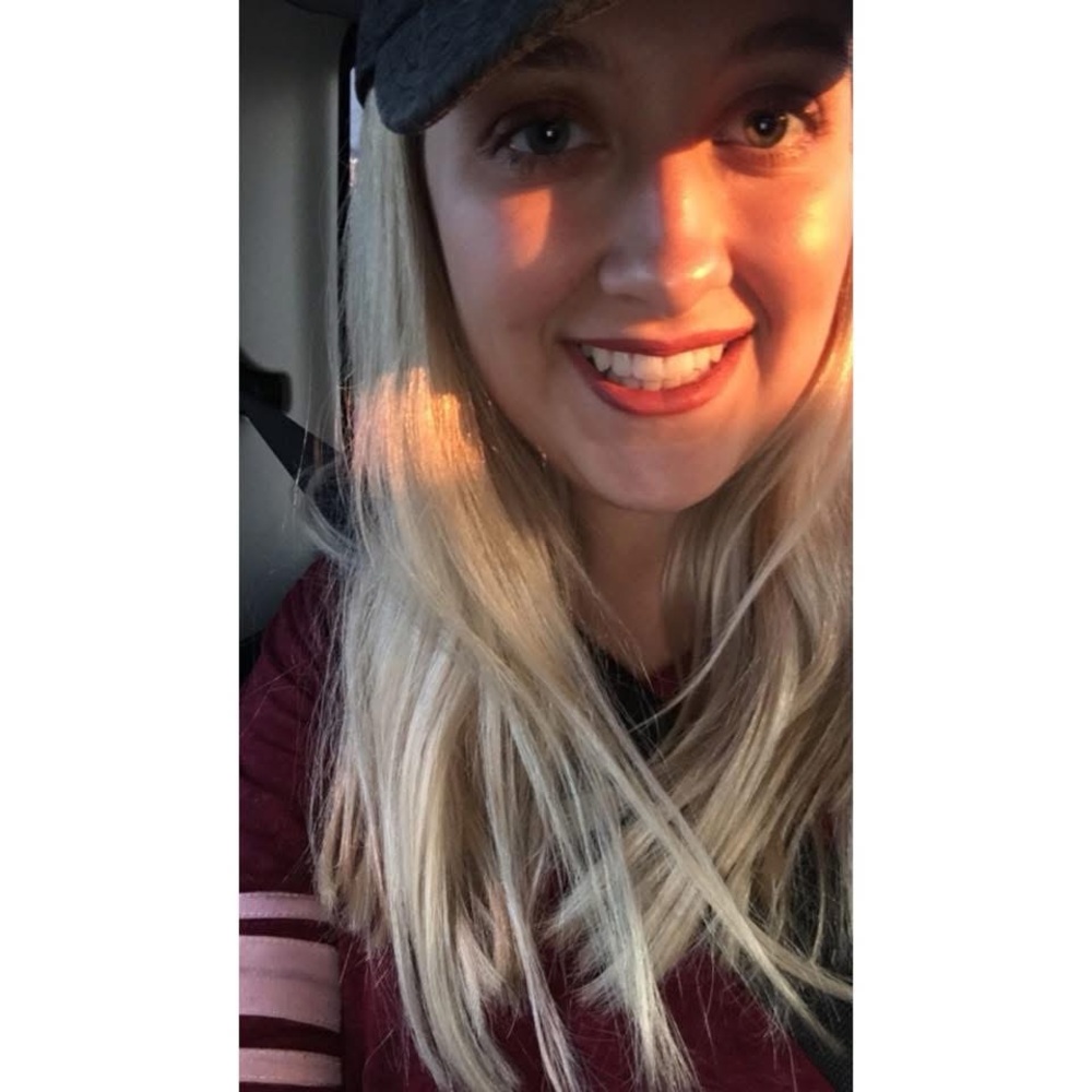 Meet your Posher, Brooke